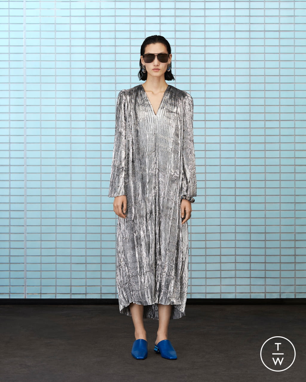 Fashion Week Paris Resort 2020 look 52 from the Balenciaga collection 女装