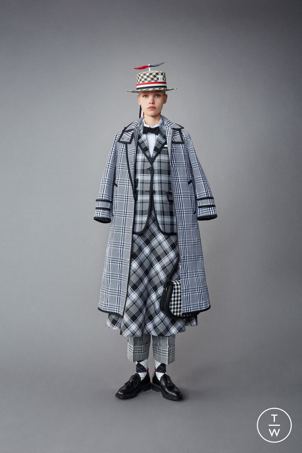 Fashion Week Paris Resort 2022 look 52 from the Thom Browne collection womenswear