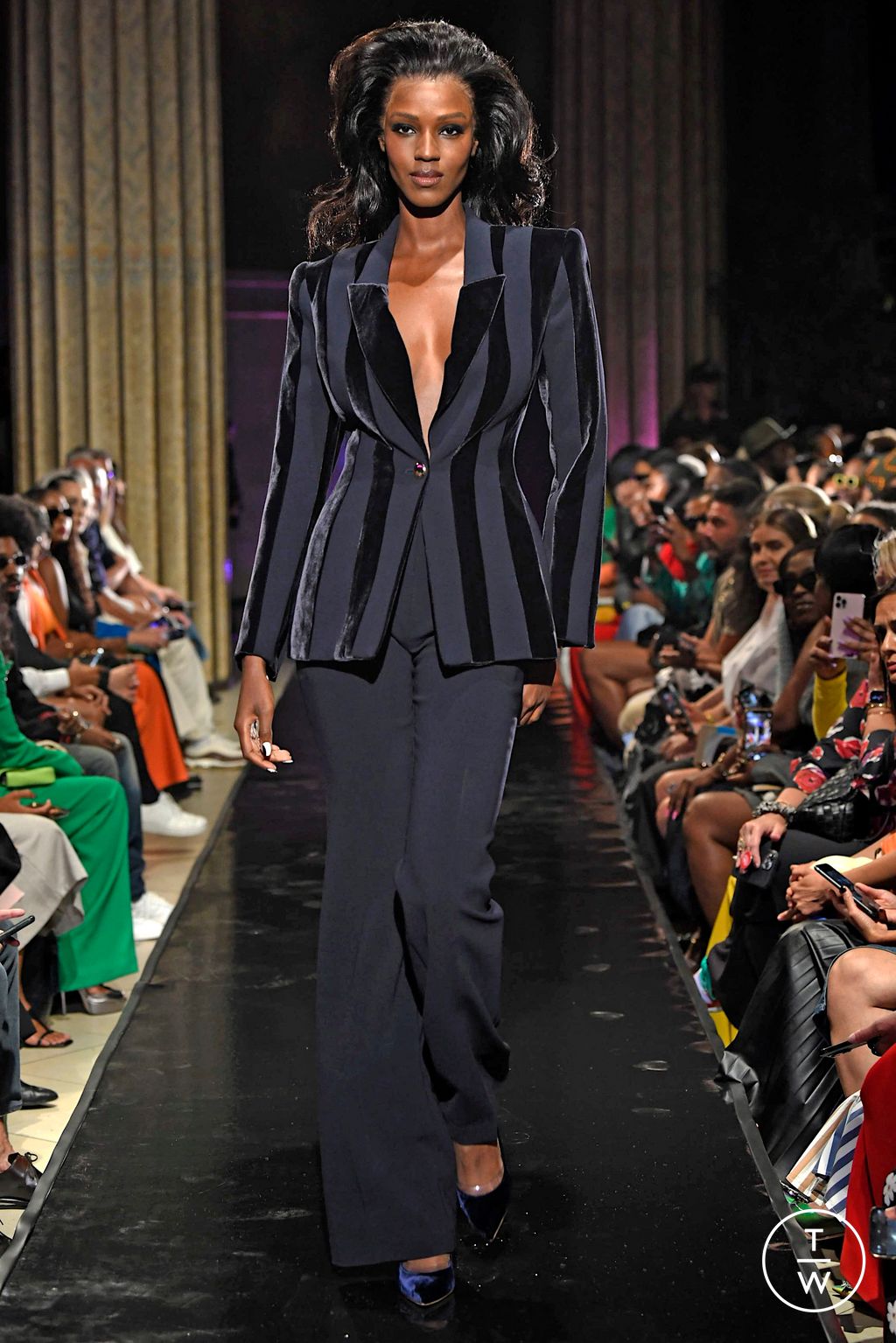 Fashion Week New York Fall/Winter 2022 look 24 de la collection Sergio Hudson womenswear