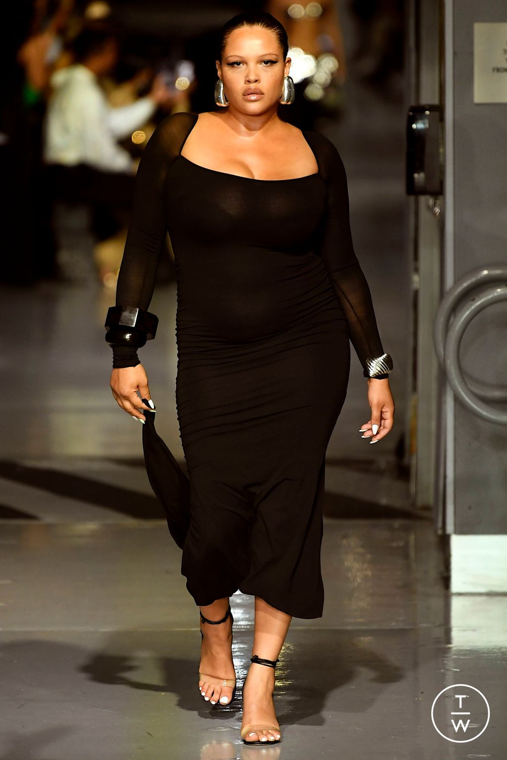 Fashion Week New York Spring/Summer 2023 look 33 from the LaQuan Smith collection womenswear