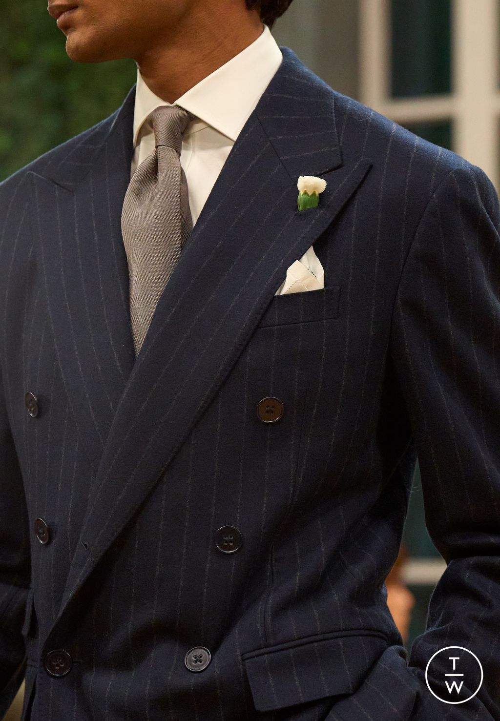 Fashion Week Milan Fall/Winter 2026 look 16 from the Ralph Lauren Purple Label collection menswear accessories