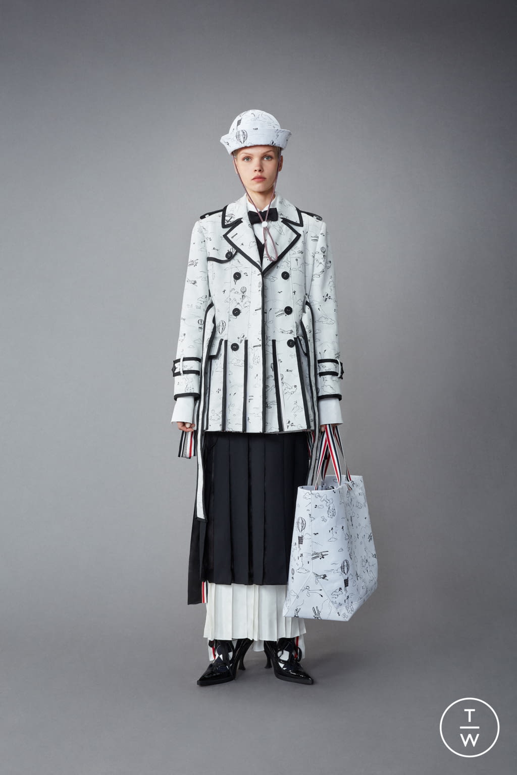 Fashion Week Paris Resort 2022 look 53 from the Thom Browne collection womenswear