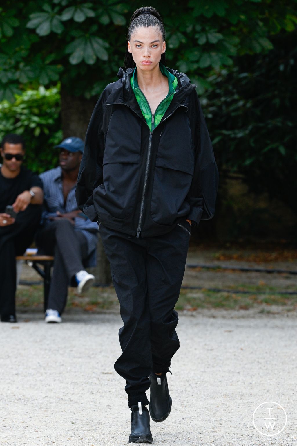 Fashion Week Paris Spring/Summer 2026 look 53 de la collection White Mountaineering menswear