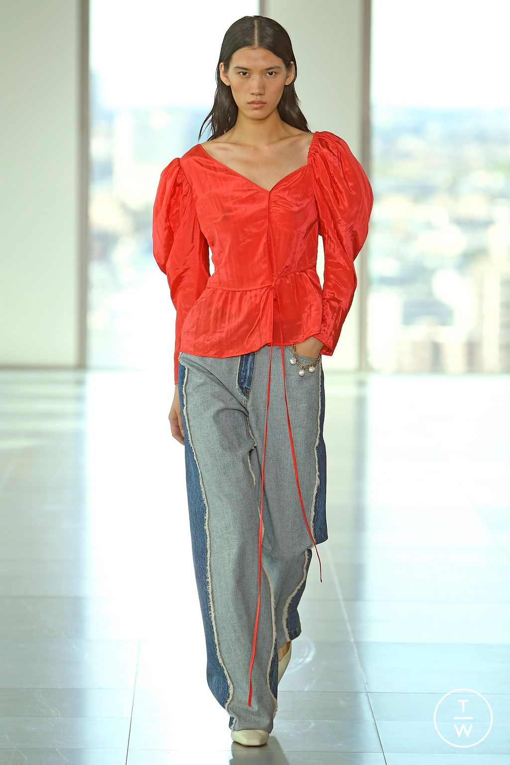 Fashion Week London Spring/Summer 2023 look 12 from the Rejina Pyo collection womenswear