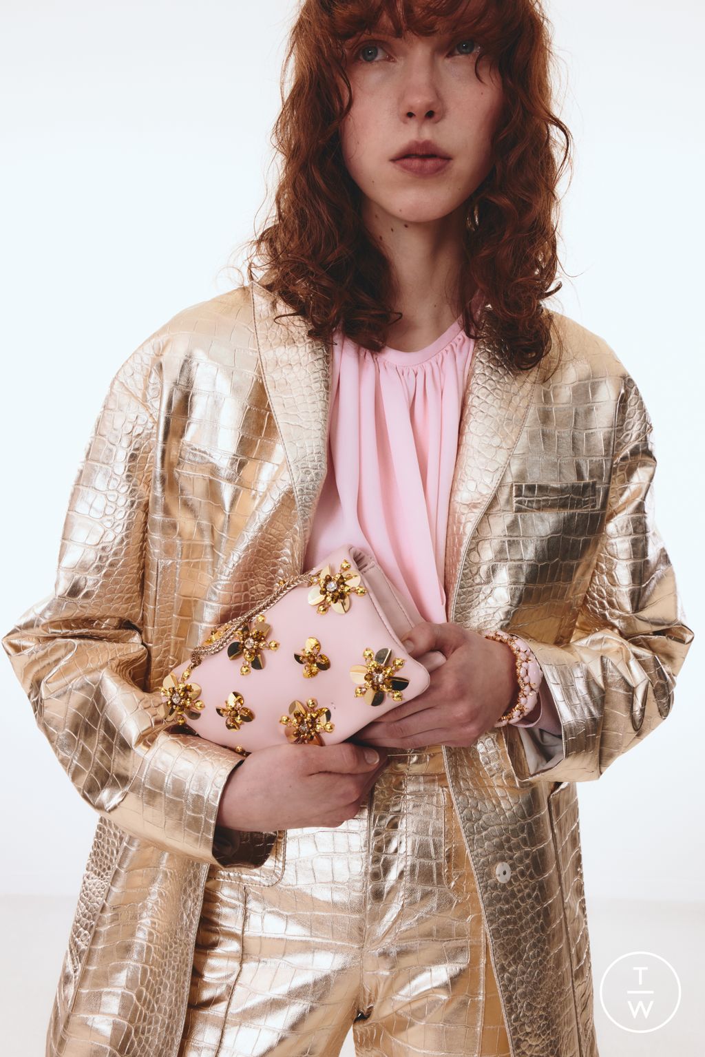 Fashion Week Paris Pre-Fall 2025 look 53 de la collection Giambattista Valli womenswear