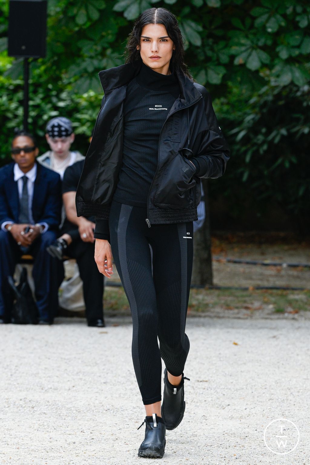 Fashion Week Paris Spring/Summer 2026 look 54 de la collection White Mountaineering menswear