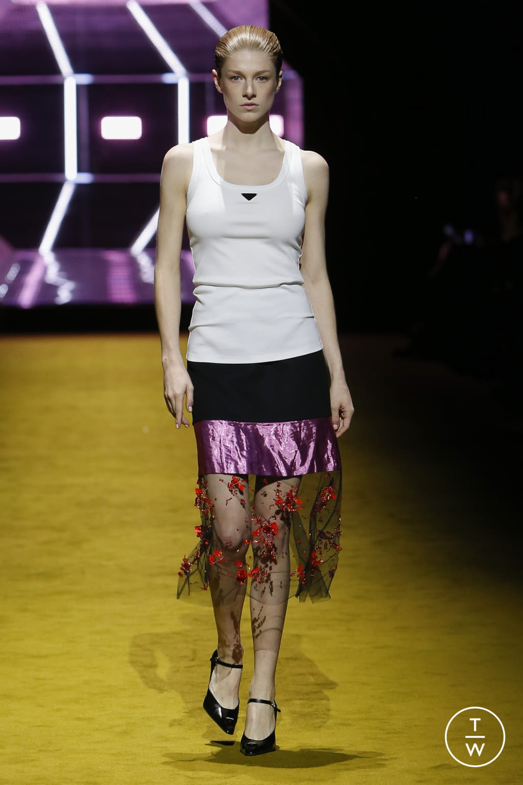 Fashion Week Milan Fall/Winter 2022 look 54 de la collection Prada womenswear