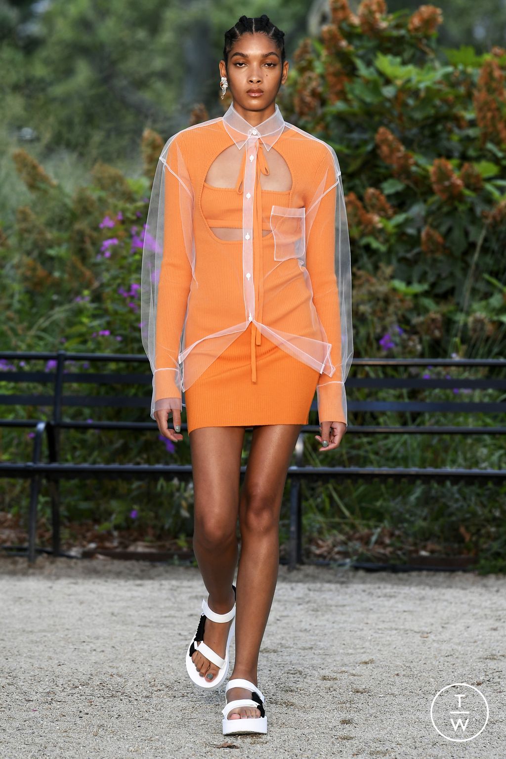 Fashion Week New York Spring/Summer 2023 look 20 from the Monse collection 女装