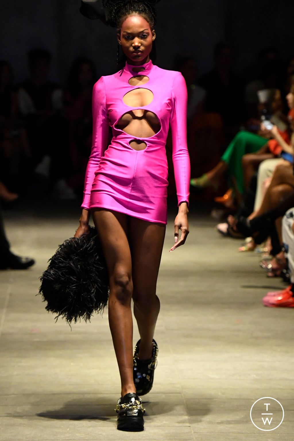 Fashion Week New York Spring/Summer 2023 look 7 de la collection Christian Cowan womenswear