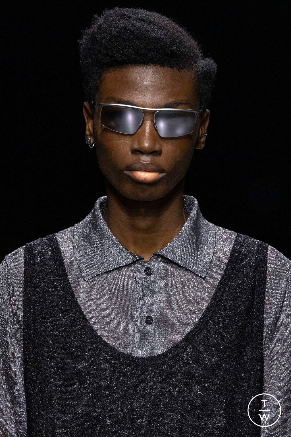 Fashion Week Paris Fall/Winter 2024 look 26 from the Fendi collection menswear accessories