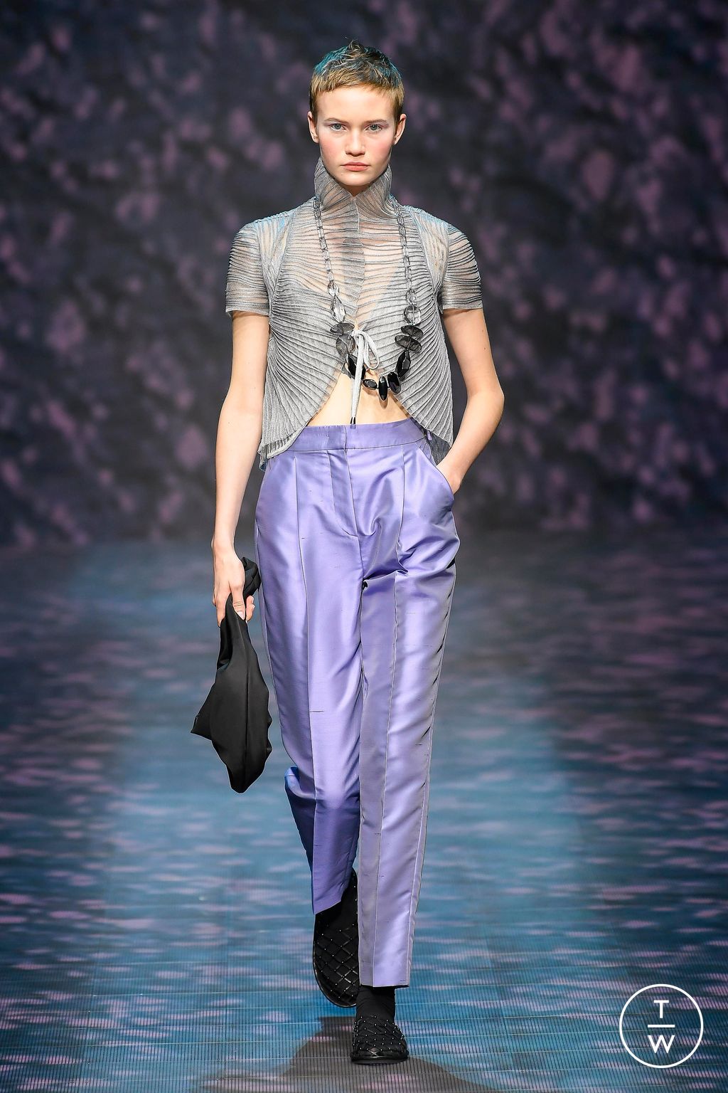 Fashion Week Milan Spring/Summer 2023 look 48 from the Emporio Armani collection womenswear