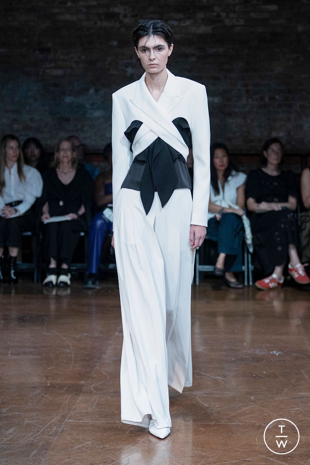 Fashion Week New York Spring/Summer 2023 look 16 from the Ashlyn collection womenswear