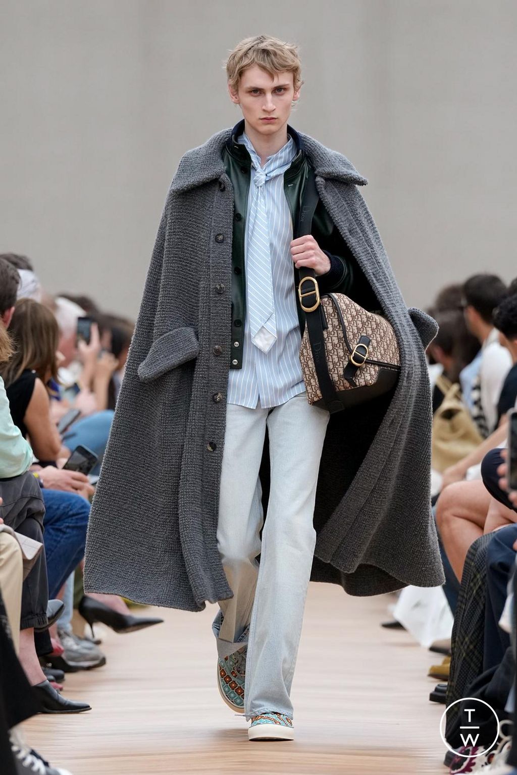 Fashion Week Paris Spring/Summer 2026 look 55 from the Dior Homme collection menswear