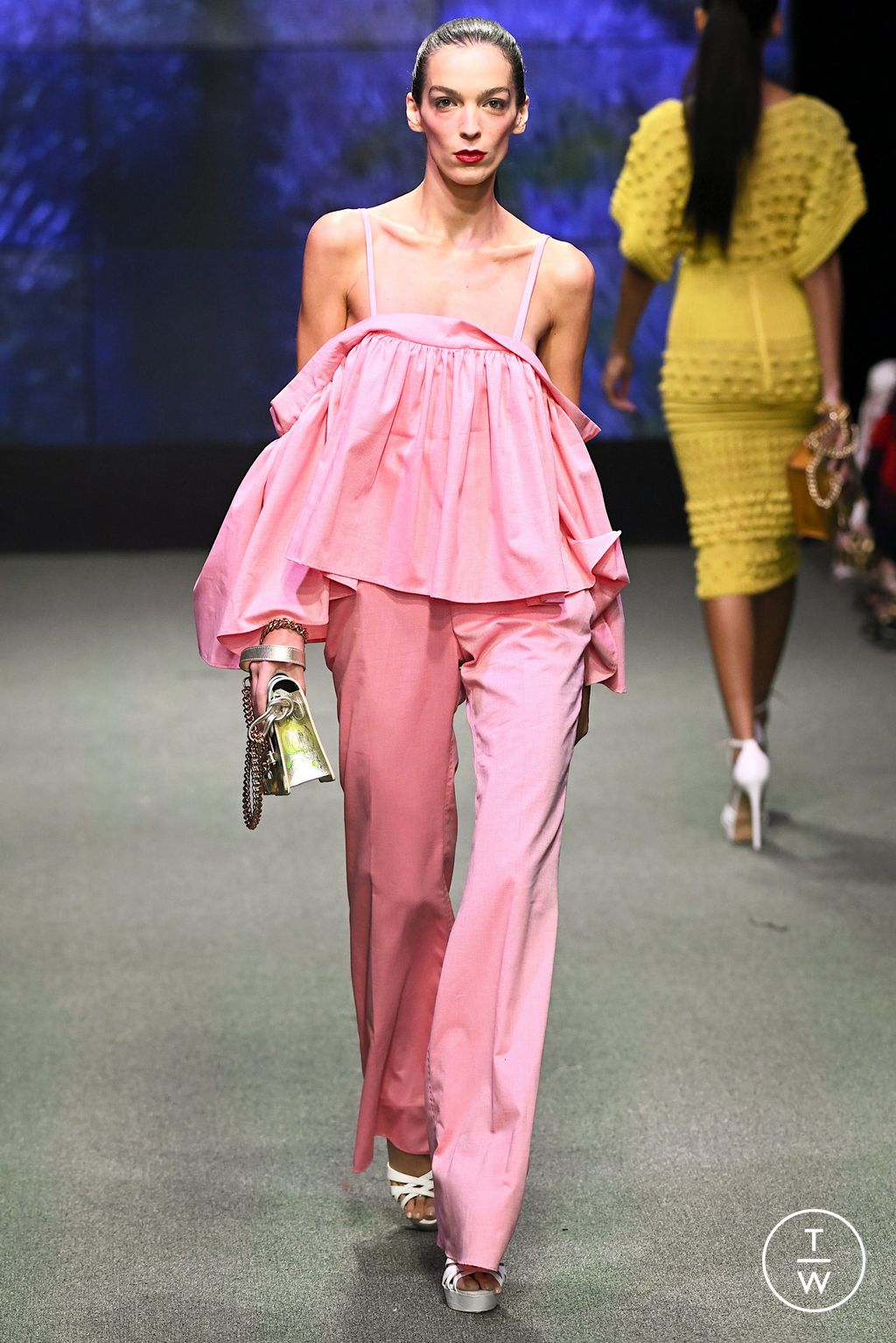 Fashion Week New York Spring/Summer 2023 look 16 from the Frederick Anderson collection womenswear