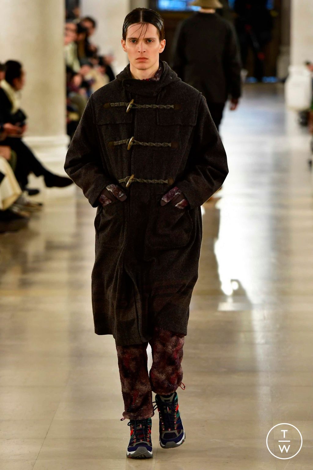Fashion Week Paris Fall/Winter 2023 look 10 from the White Mountaineering collection 男装