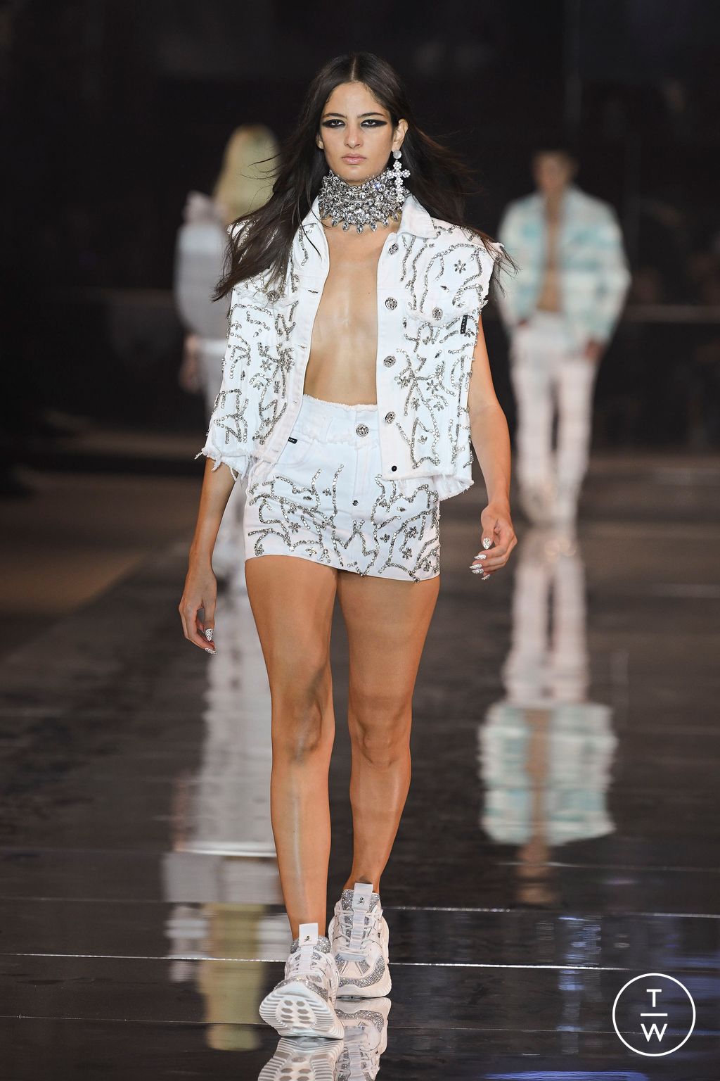 Fashion Week Milan Spring/Summer 2023 look 32 from the Philipp Plein collection 女装