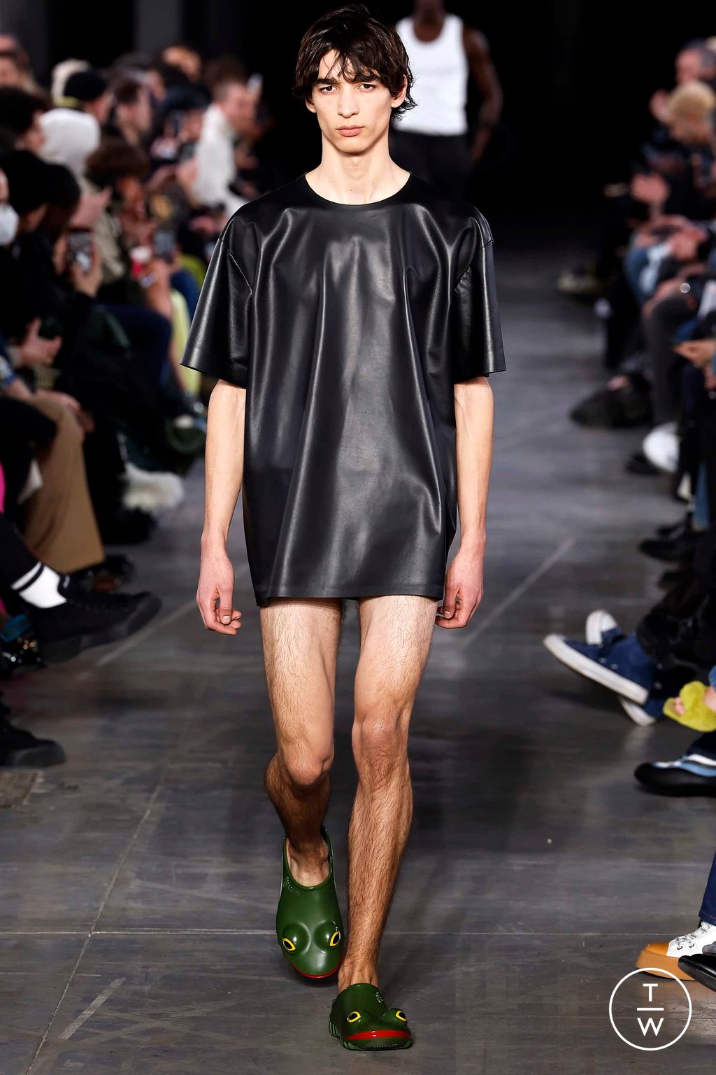 Fashion Week Milan Fall/Winter 2023 look 35 de la collection JW Anderson menswear