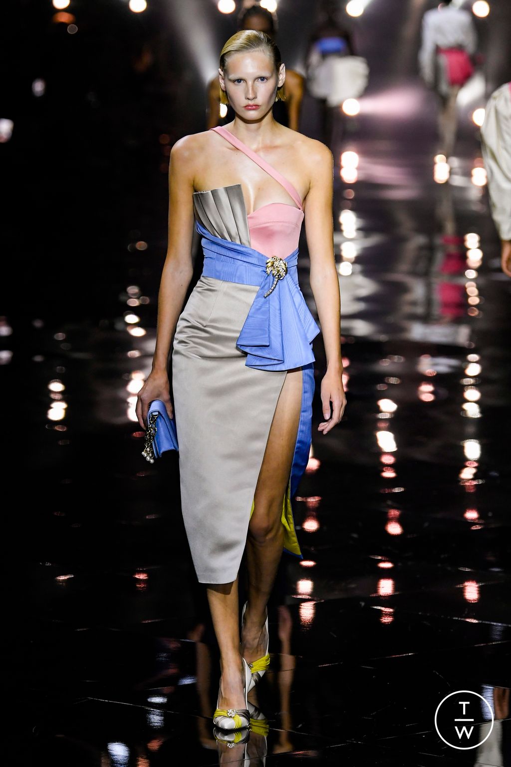 Fashion Week Milan Spring/Summer 2023 look 43 from the Roberto Cavalli collection womenswear