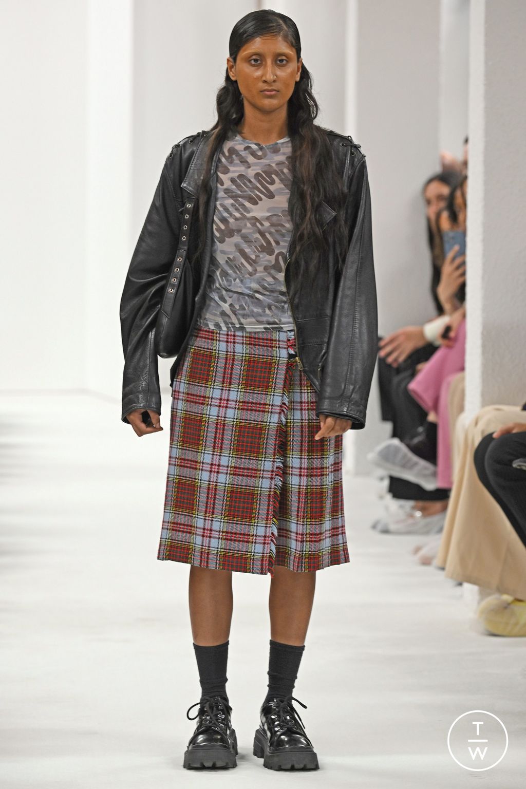 Fashion Week Milan Spring/Summer 2023 look 3 de la collection Sunnei womenswear