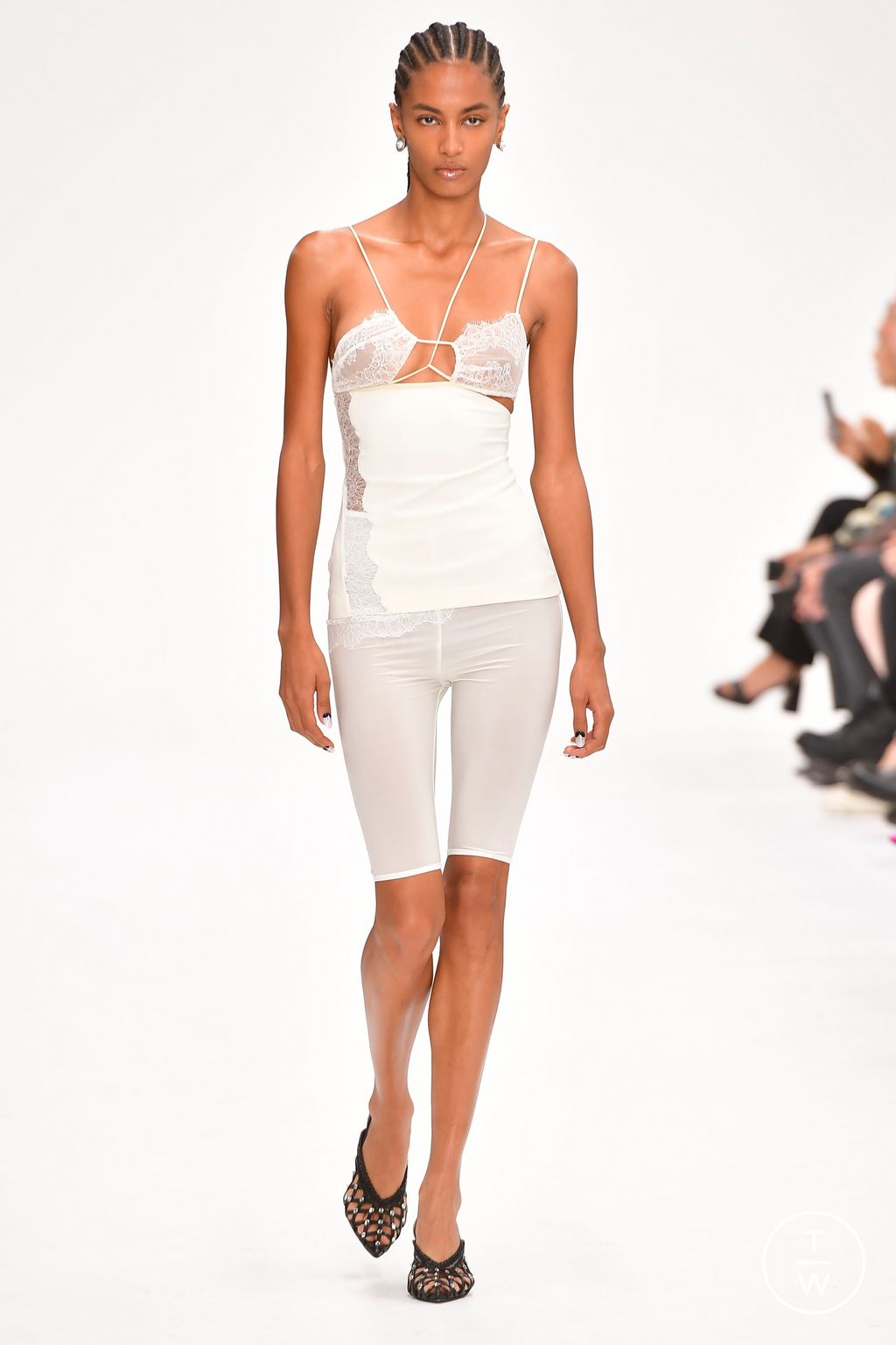 Fashion Week London Spring/Summer 2023 look 4 from the Nensi Dojaka collection womenswear