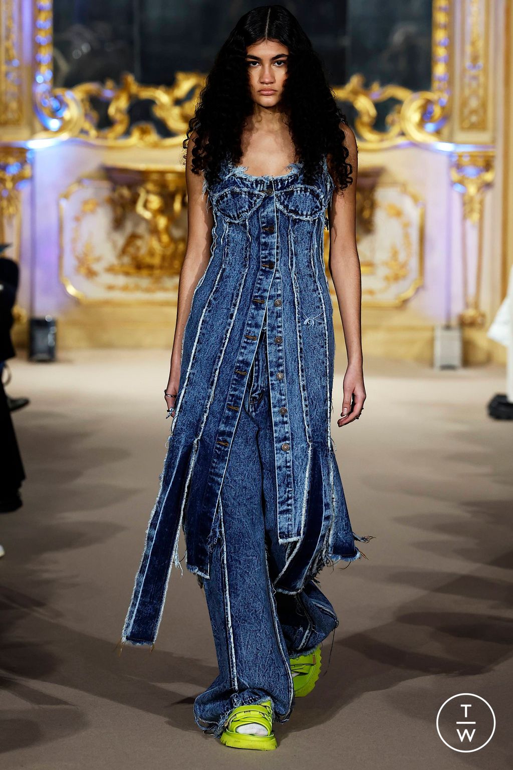 Fashion Week Milan Fall/Winter 2023 look 6 de la collection Dhruv-Kapoor menswear