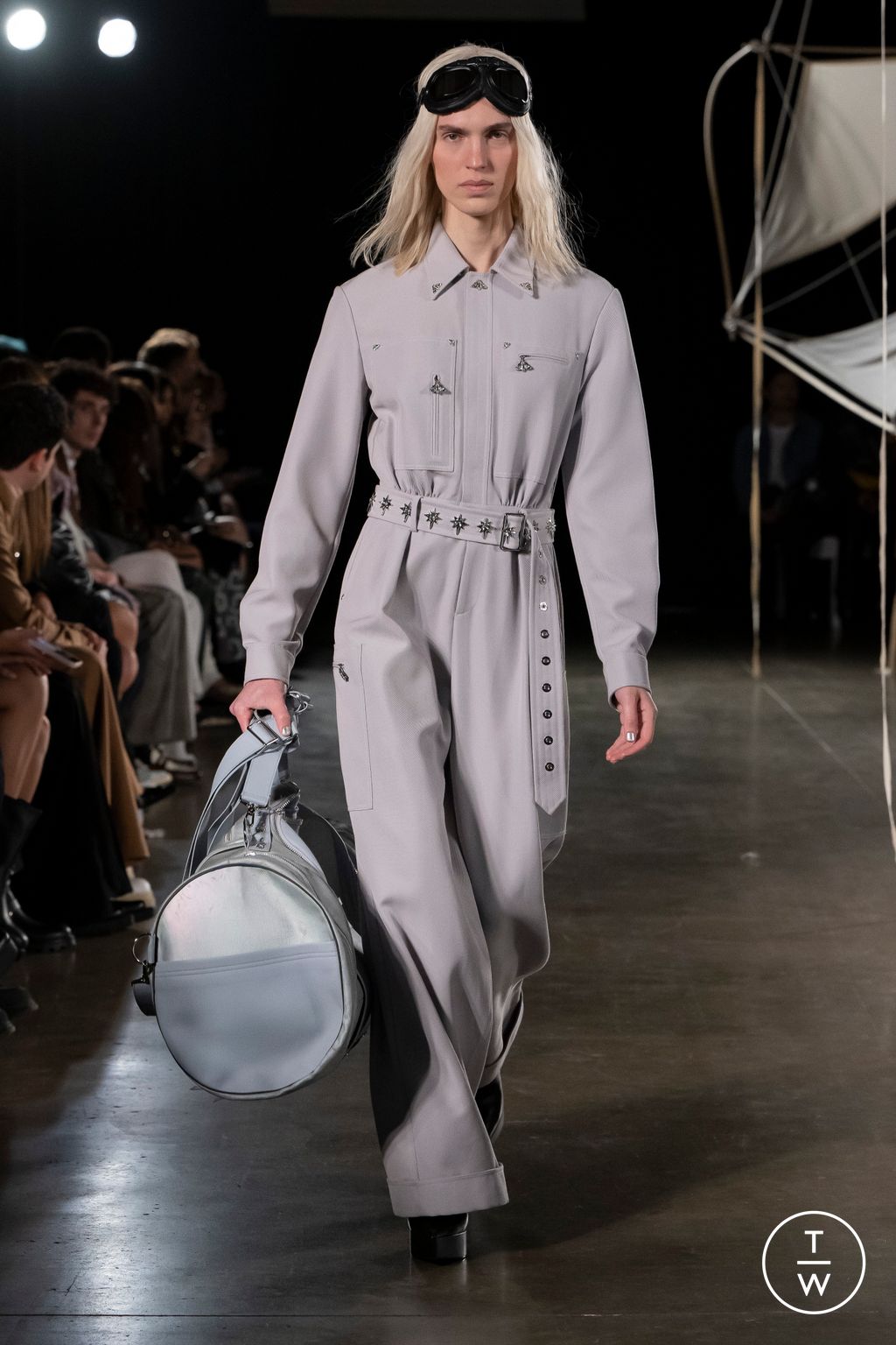 Fashion Week London Fall/Winter 2023 look 57 from the MITHRIDATE collection womenswear