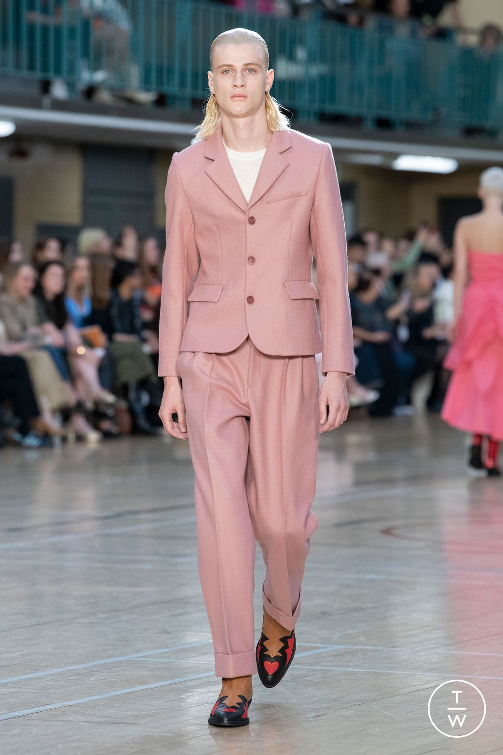 Fashion Week London Spring/Summer 2023 look 8 from the Molly Goddard collection womenswear