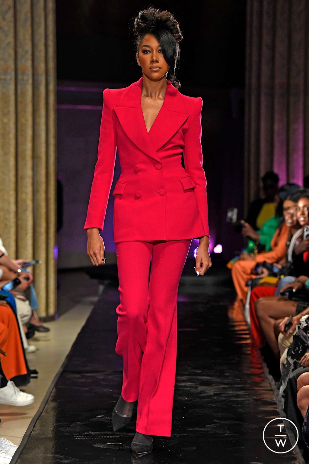 Fashion Week New York Fall/Winter 2022 look 11 from the Sergio Hudson collection womenswear