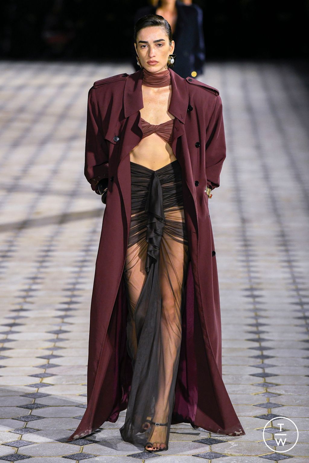 Fashion Week Paris Spring/Summer 2023 look 31 from the Saint Laurent collection womenswear