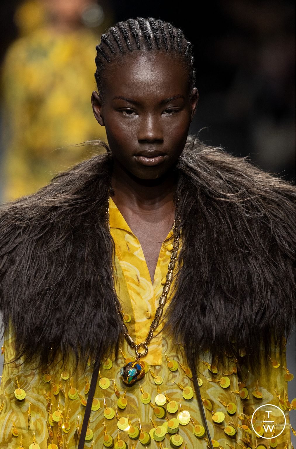 Fashion Week Milan Fall/Winter 2025 look 59 de la collection Etro womenswear accessories