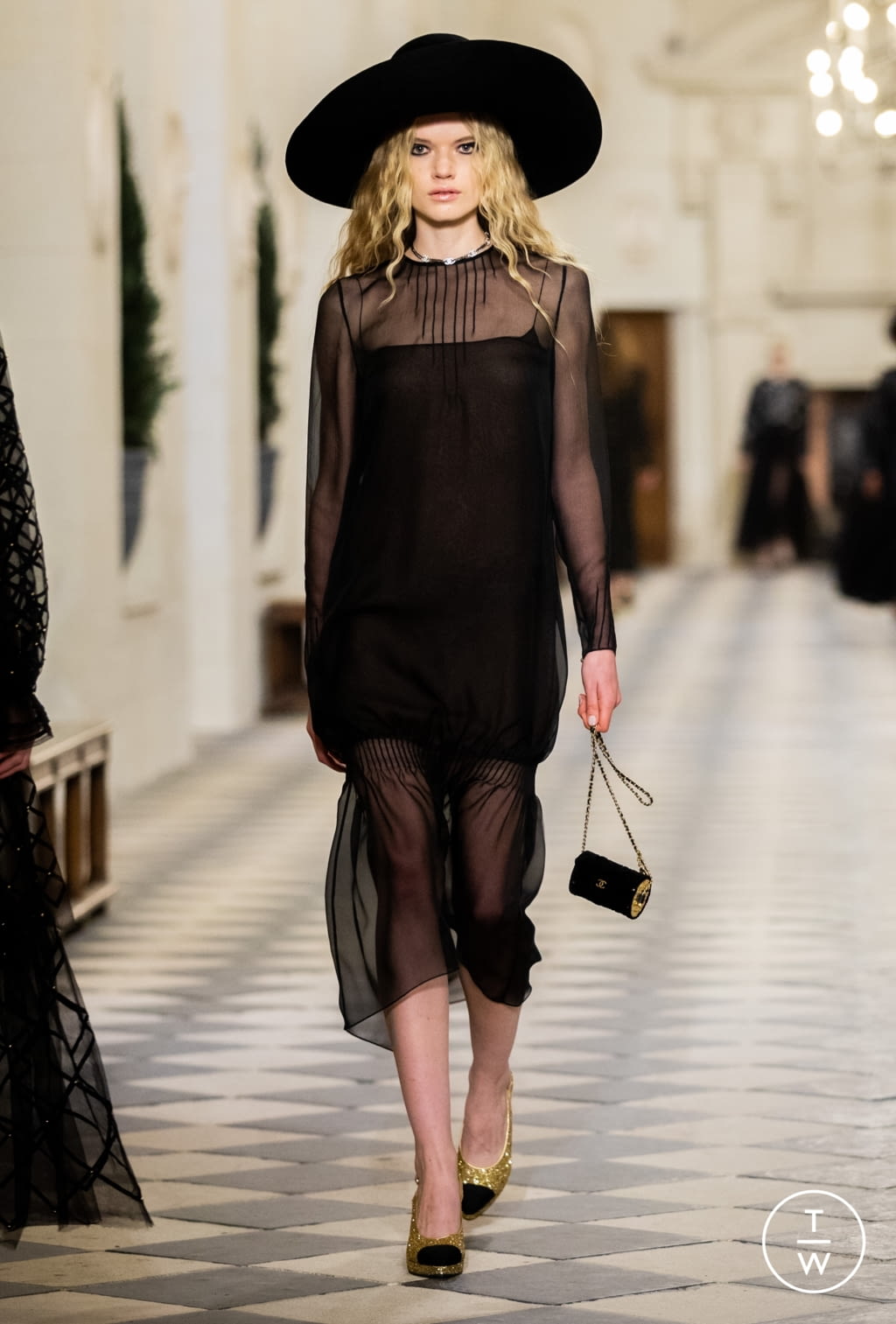 Fashion Week Paris Pre-Fall 2021 look 59 de la collection Chanel womenswear