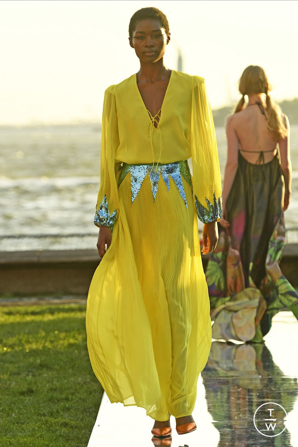Fashion Week New York Spring/Summer 2023 look 18 de la collection Cynthia Rowley womenswear