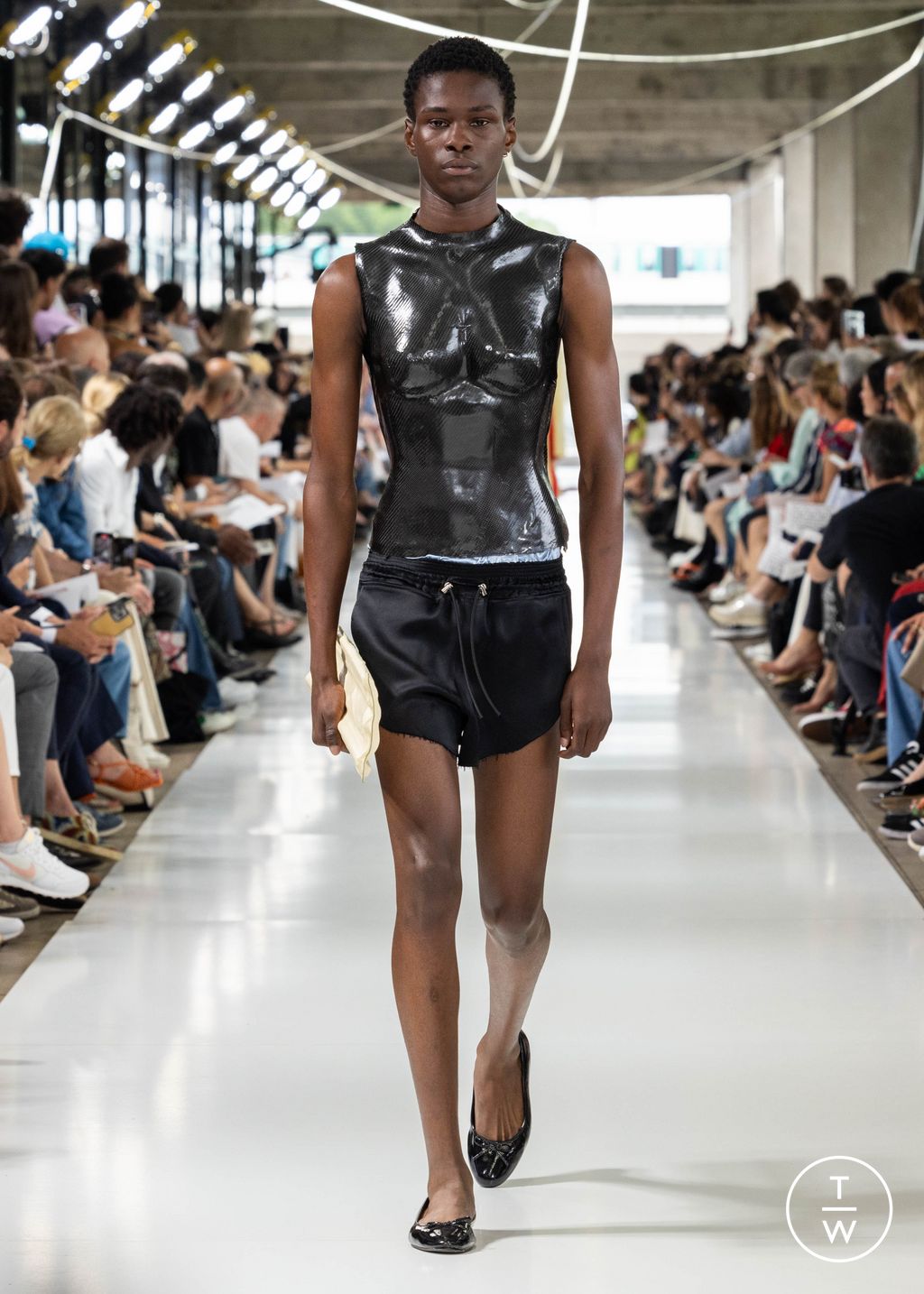 Fashion Week Paris Spring/Summer 2024 look 59 de la collection IFM PARIS menswear