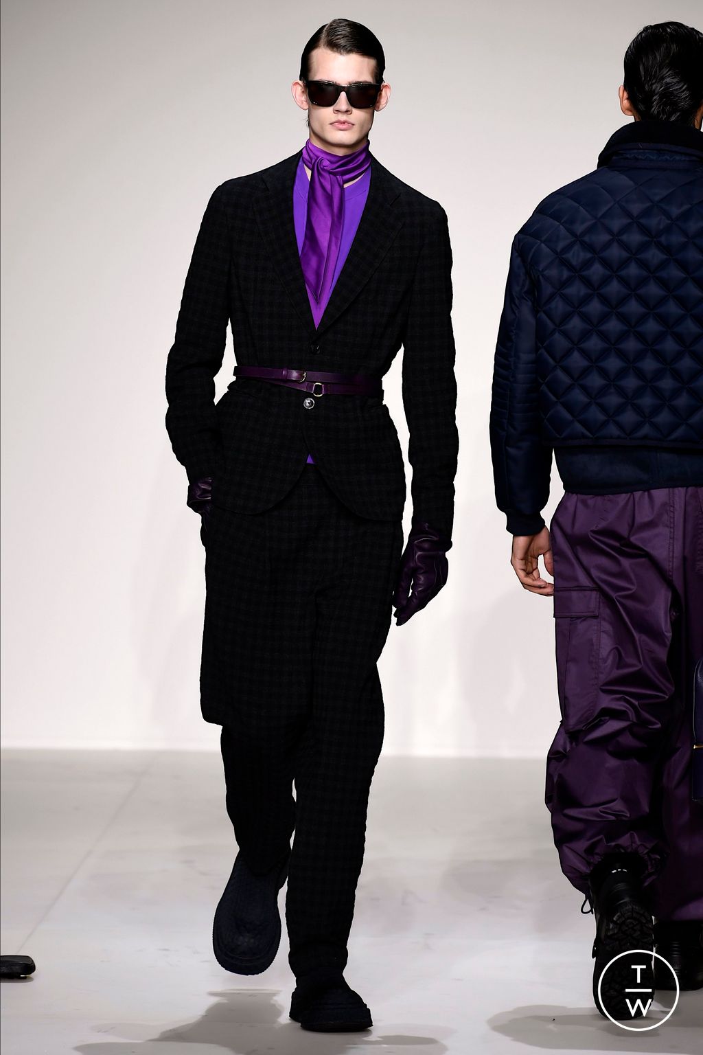 Fashion Week Milan Fall/Winter 2023 look 70 from the Emporio Armani collection menswear