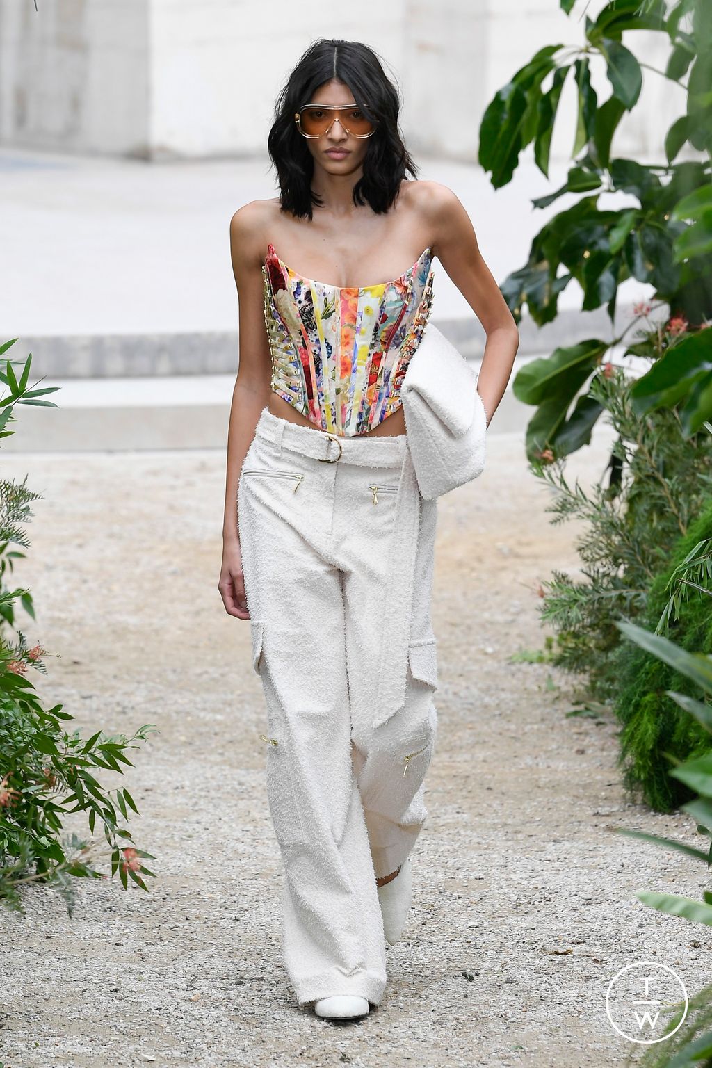 Fashion Week Paris Spring/Summer 2023 look 10 from the Zimmermann collection womenswear