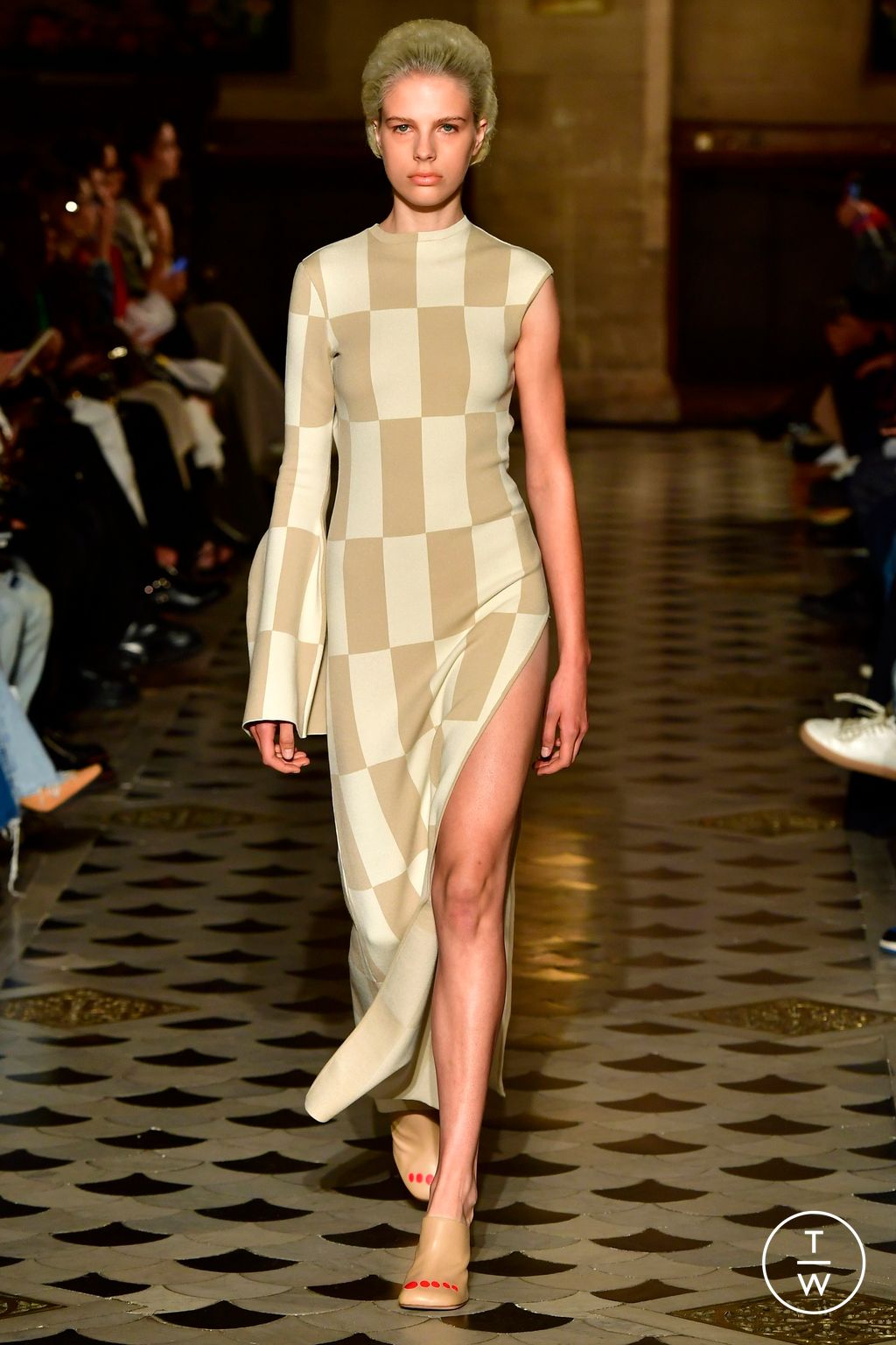 Fashion Week Paris Spring/Summer 2023 look 19 from the A.W.A.K.E MODE collection womenswear