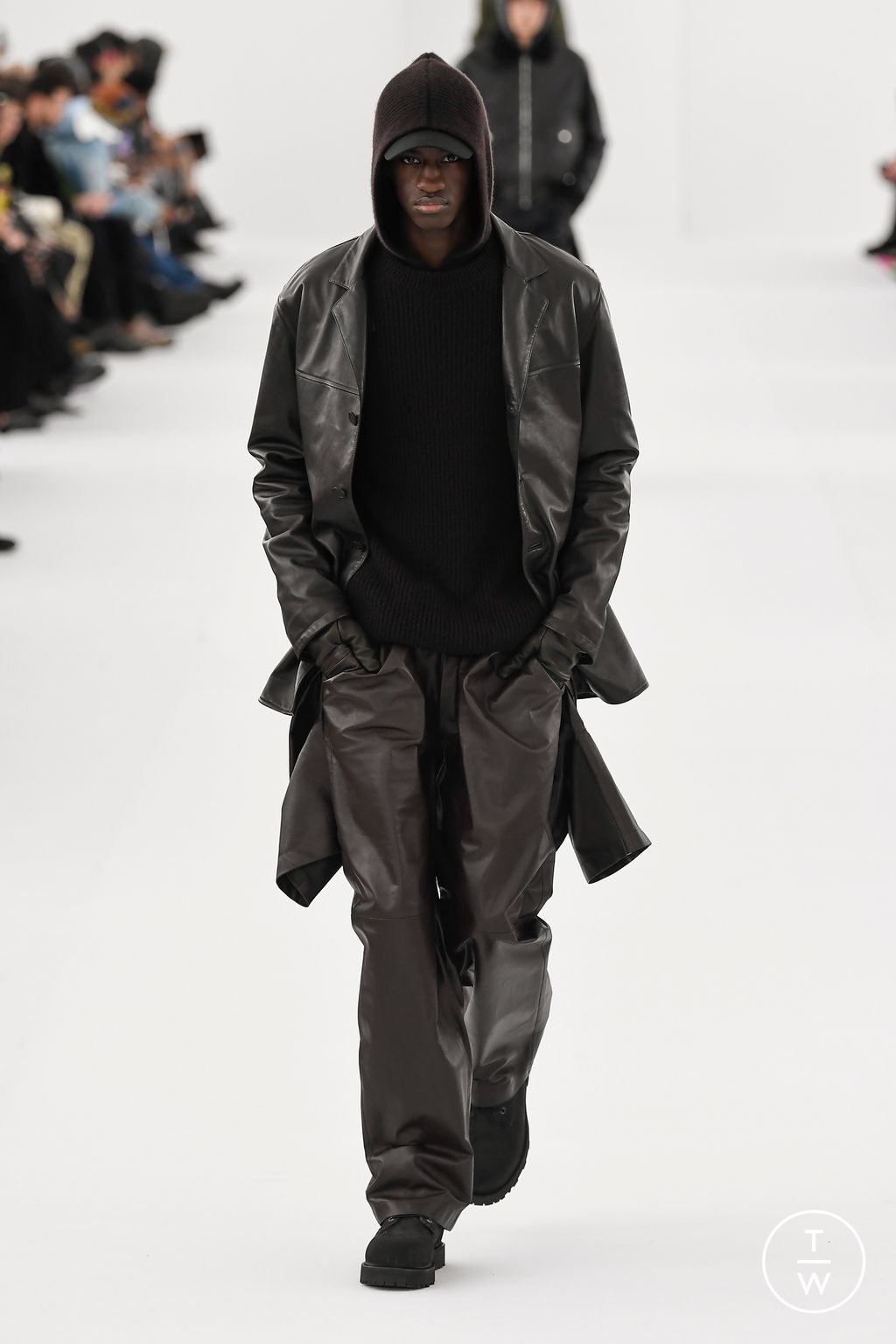 Fashion Week Paris Fall/Winter 2023 look 33 de la collection Givenchy menswear