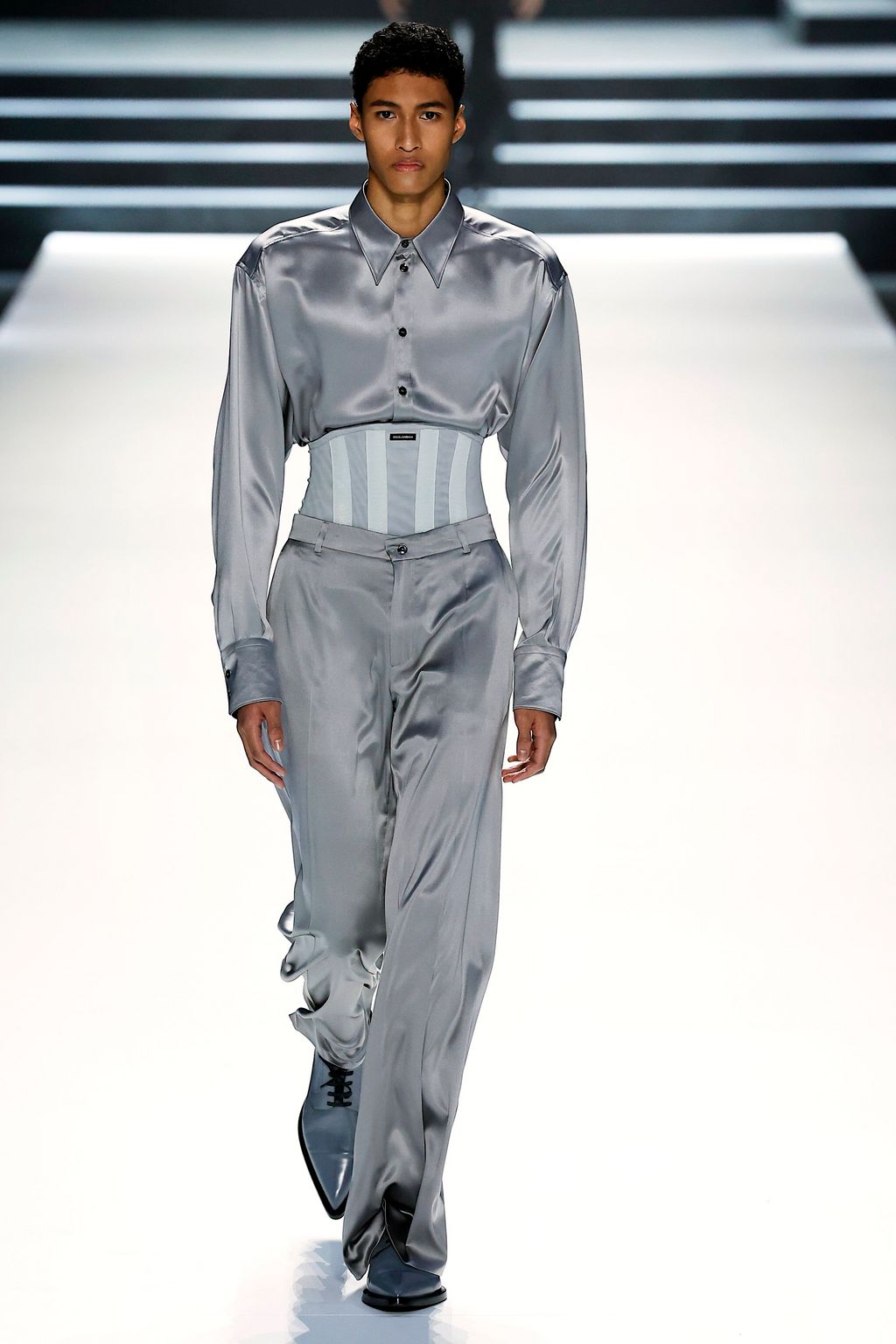Fashion Week Milan Fall/Winter 2023 look 31 de la collection Dolce & Gabbana menswear