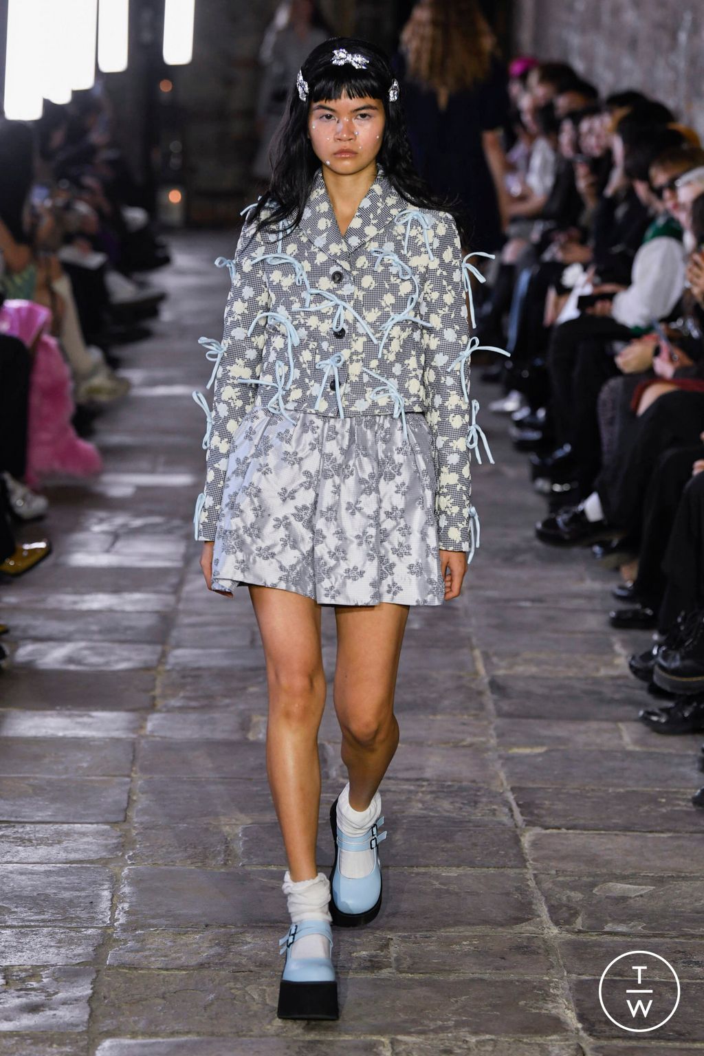 Fashion Week London Spring/Summer 2023 look 18 de la collection BMUET(TE) womenswear