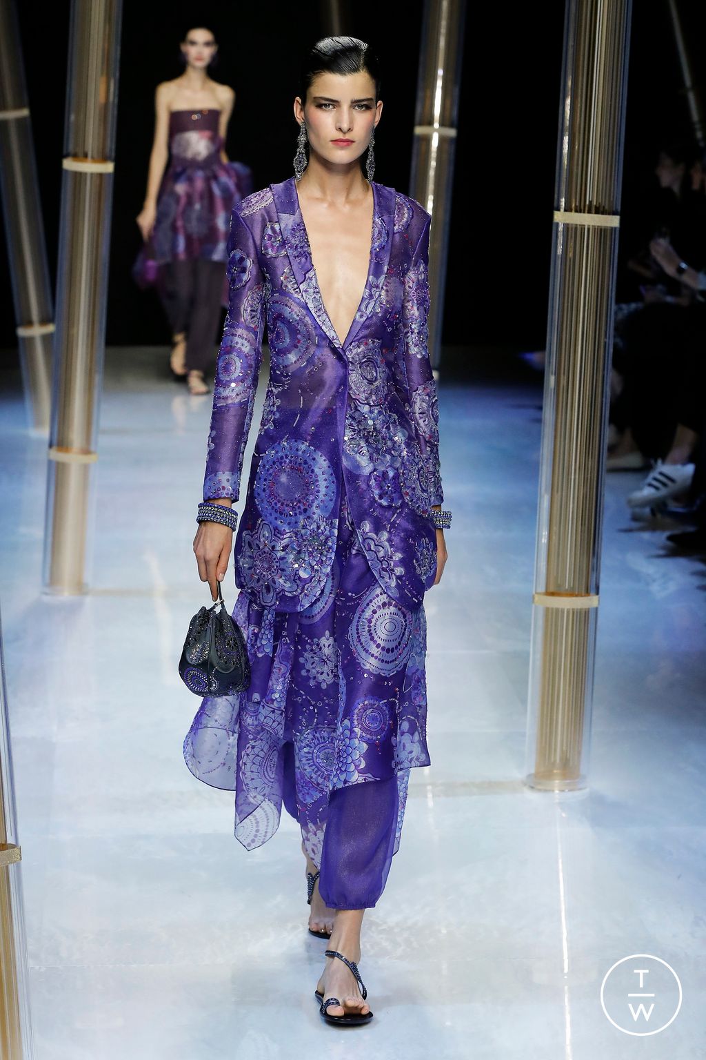 Fashion Week Milan Spring/Summer 2023 look 36 from the Giorgio Armani collection womenswear