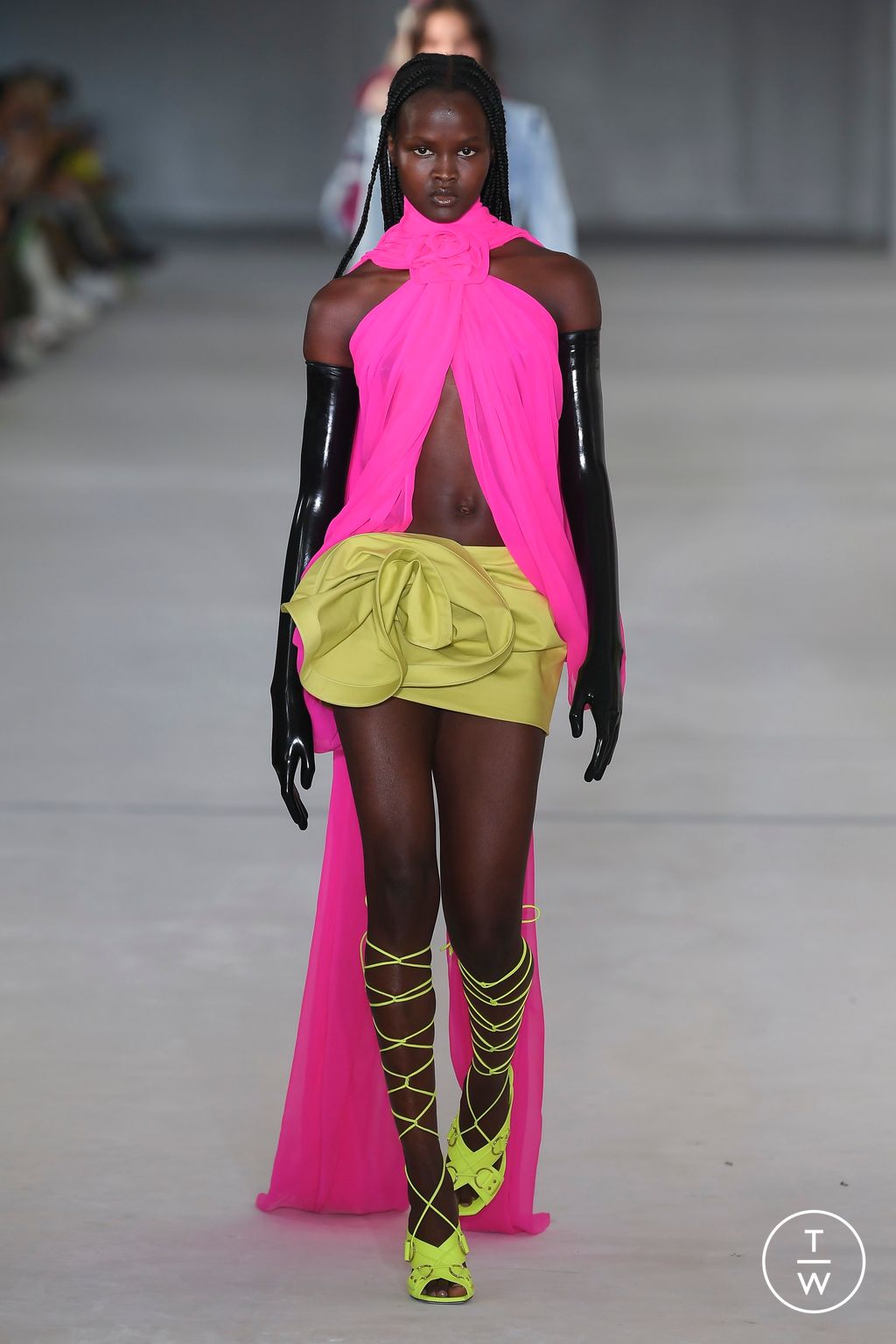 Fashion Week New York Spring/Summer 2023 look 18 de la collection Prabal Gurung womenswear