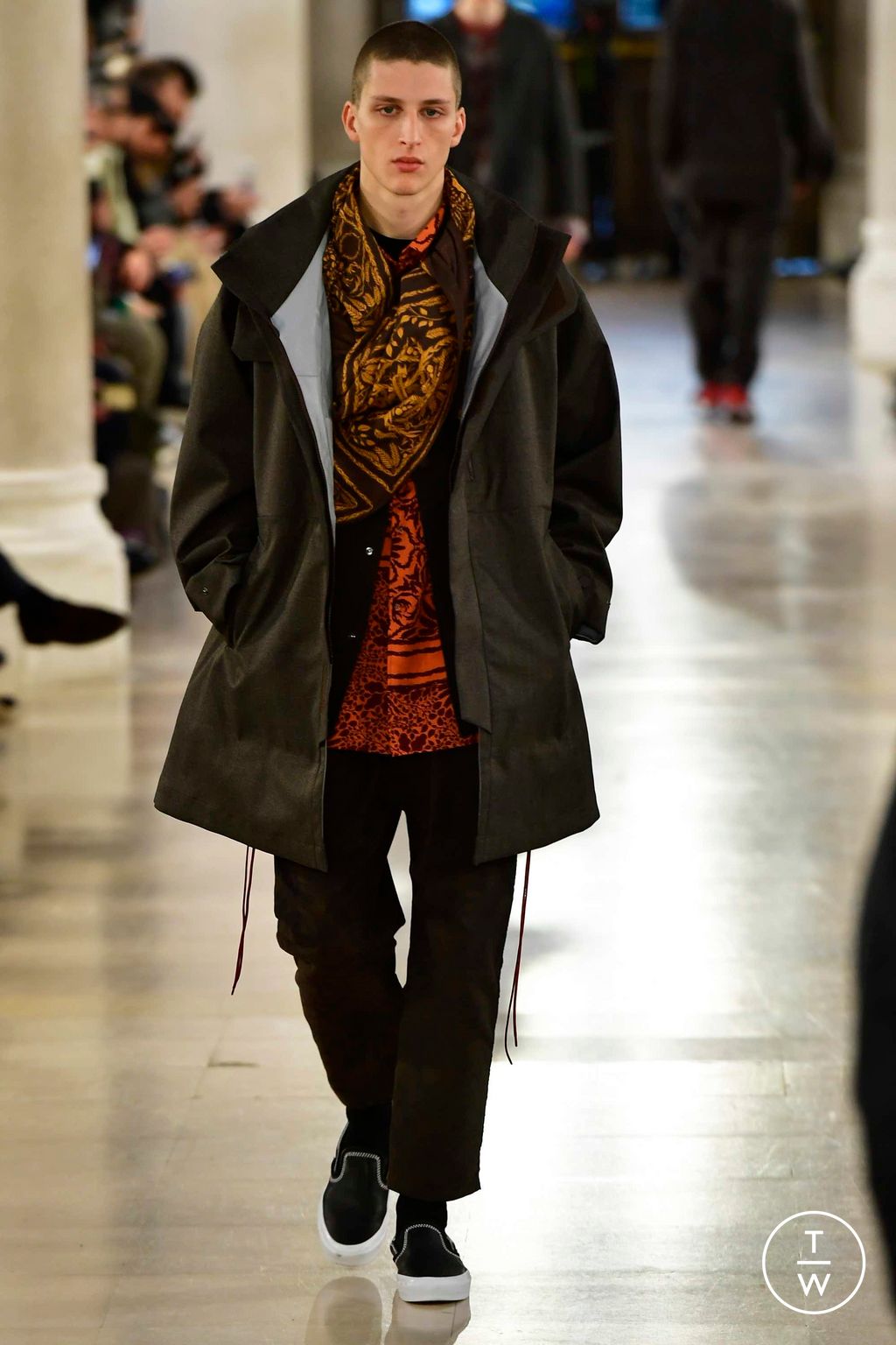 Fashion Week Paris Fall/Winter 2023 look 12 from the White Mountaineering collection 男装