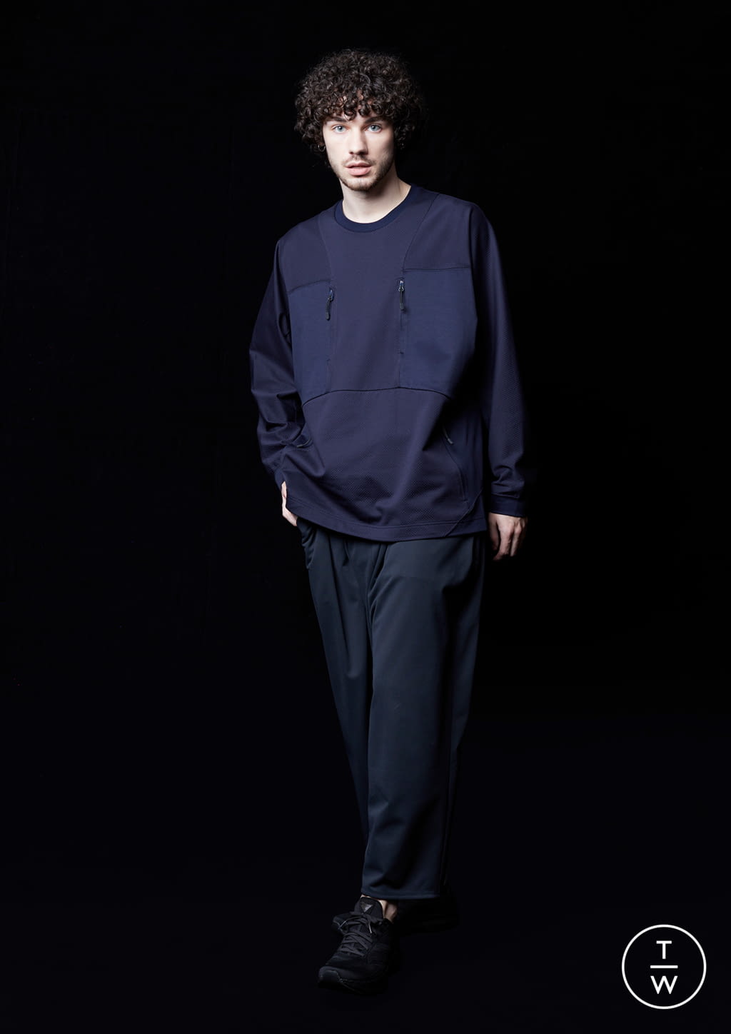 Fashion Week Paris Spring/Summer 2021 look 5 from the White Mountaineering collection 男装