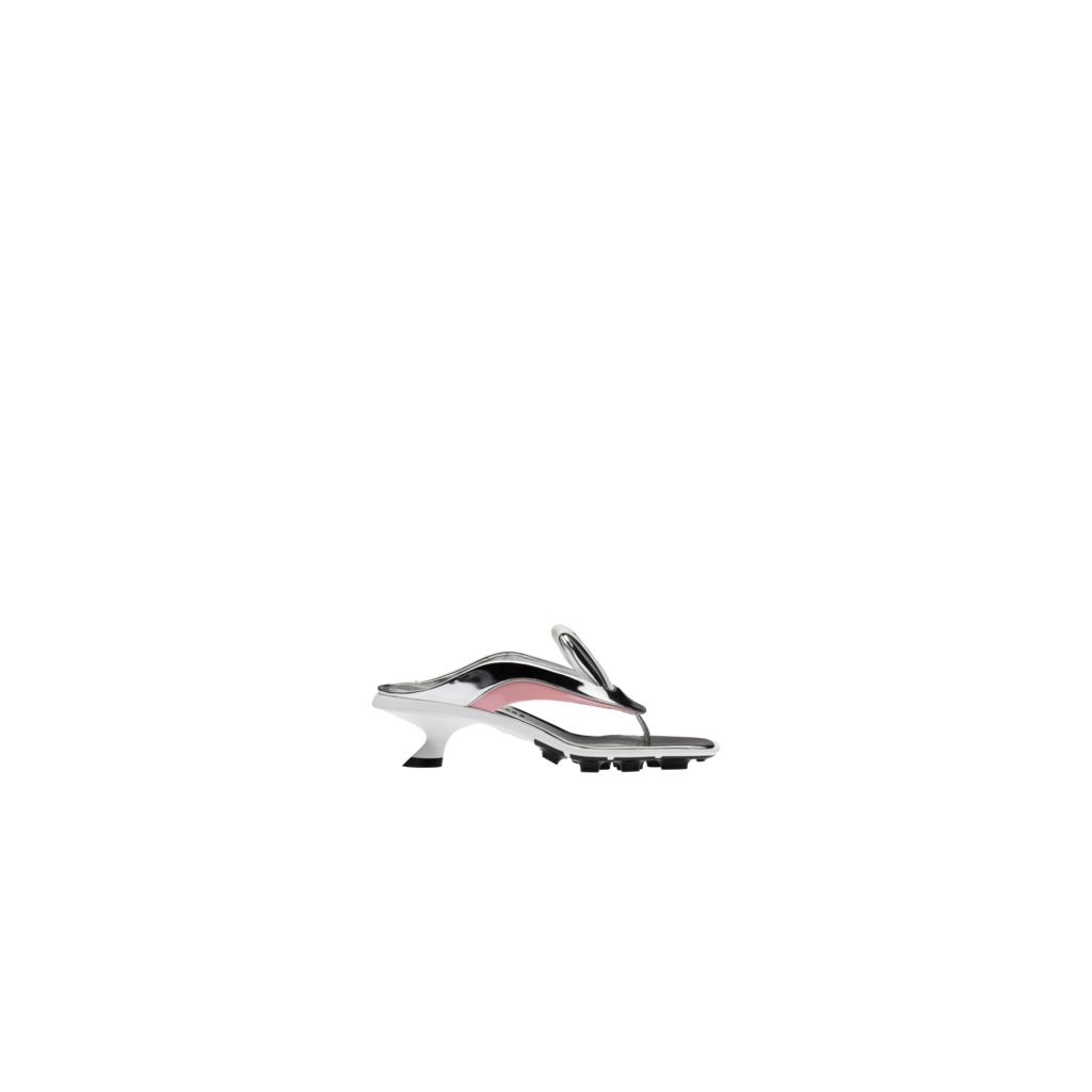 Fashion Week Paris Spring/Summer 2021 look 15 de la collection Miu Miu womenswear accessories