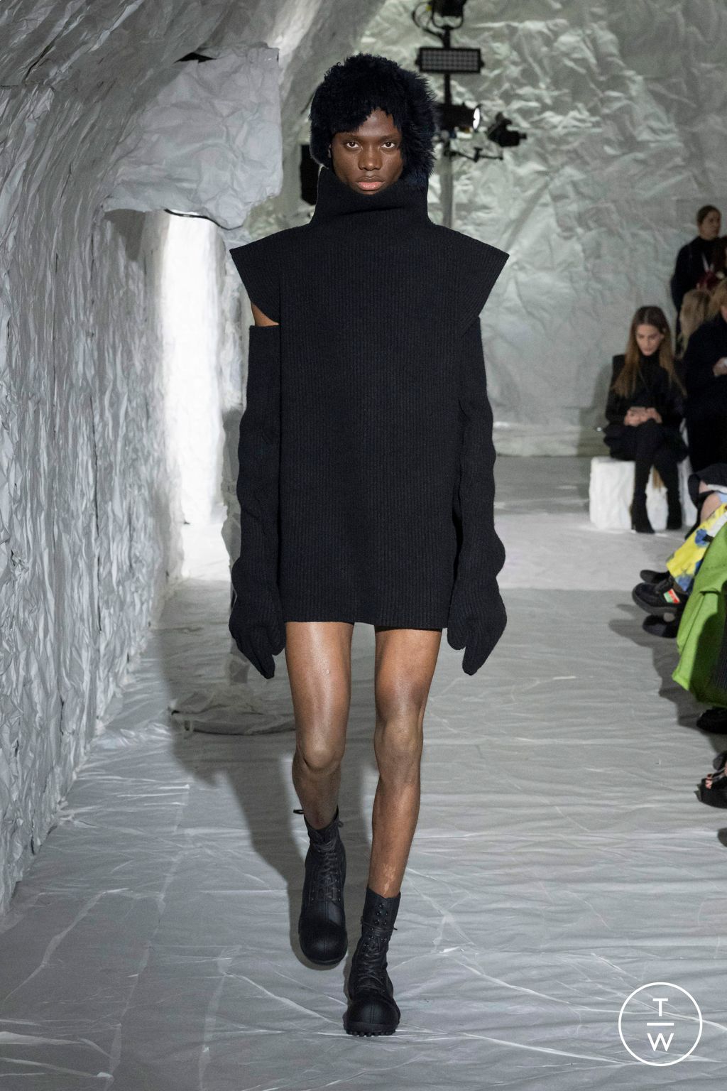 Fashion Week Milan Fall/Winter 2024 look 6 from the Marni collection 女装