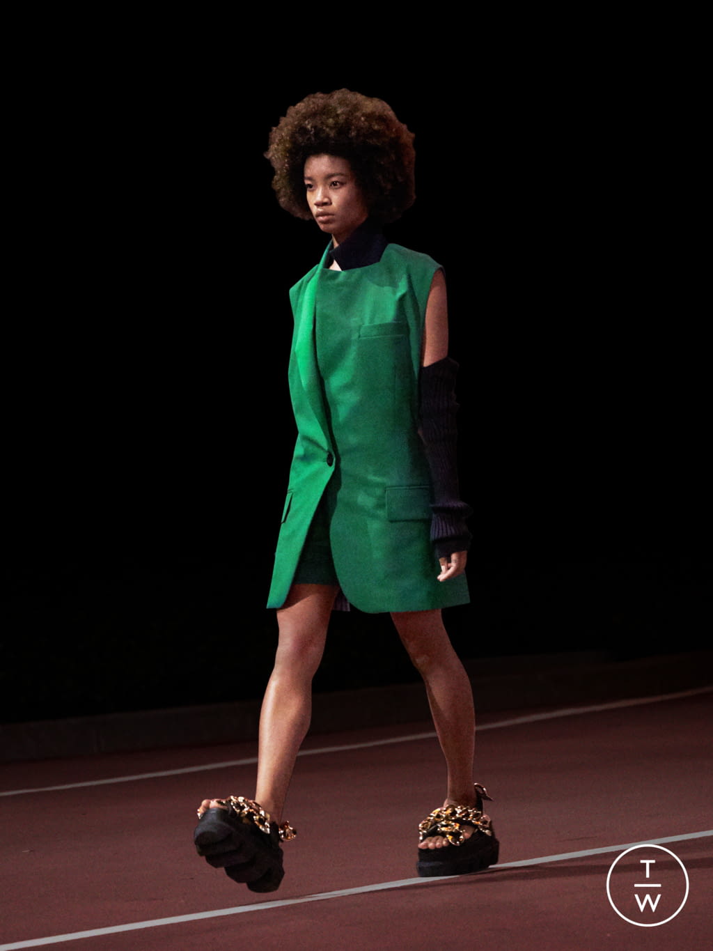 Fashion Week Paris Spring/Summer 2022 look 6 de la collection Sacai womenswear