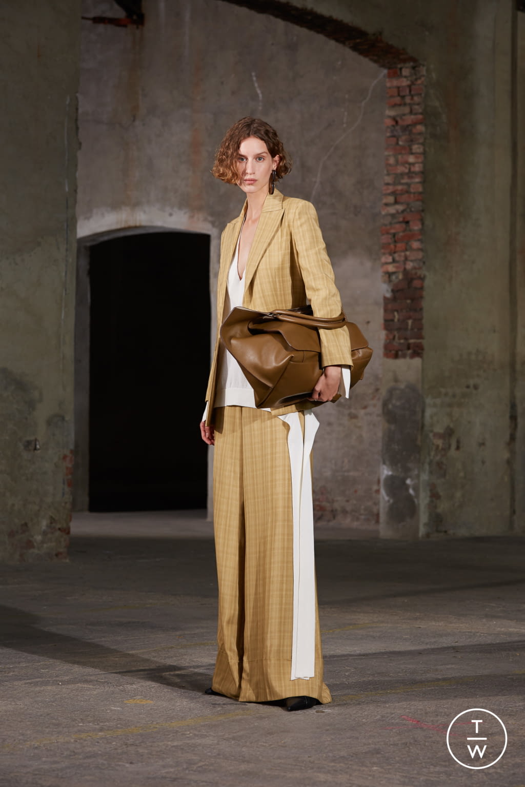 Fashion Week Milan Resort 2019 look 6 from the Erika Cavallini collection womenswear