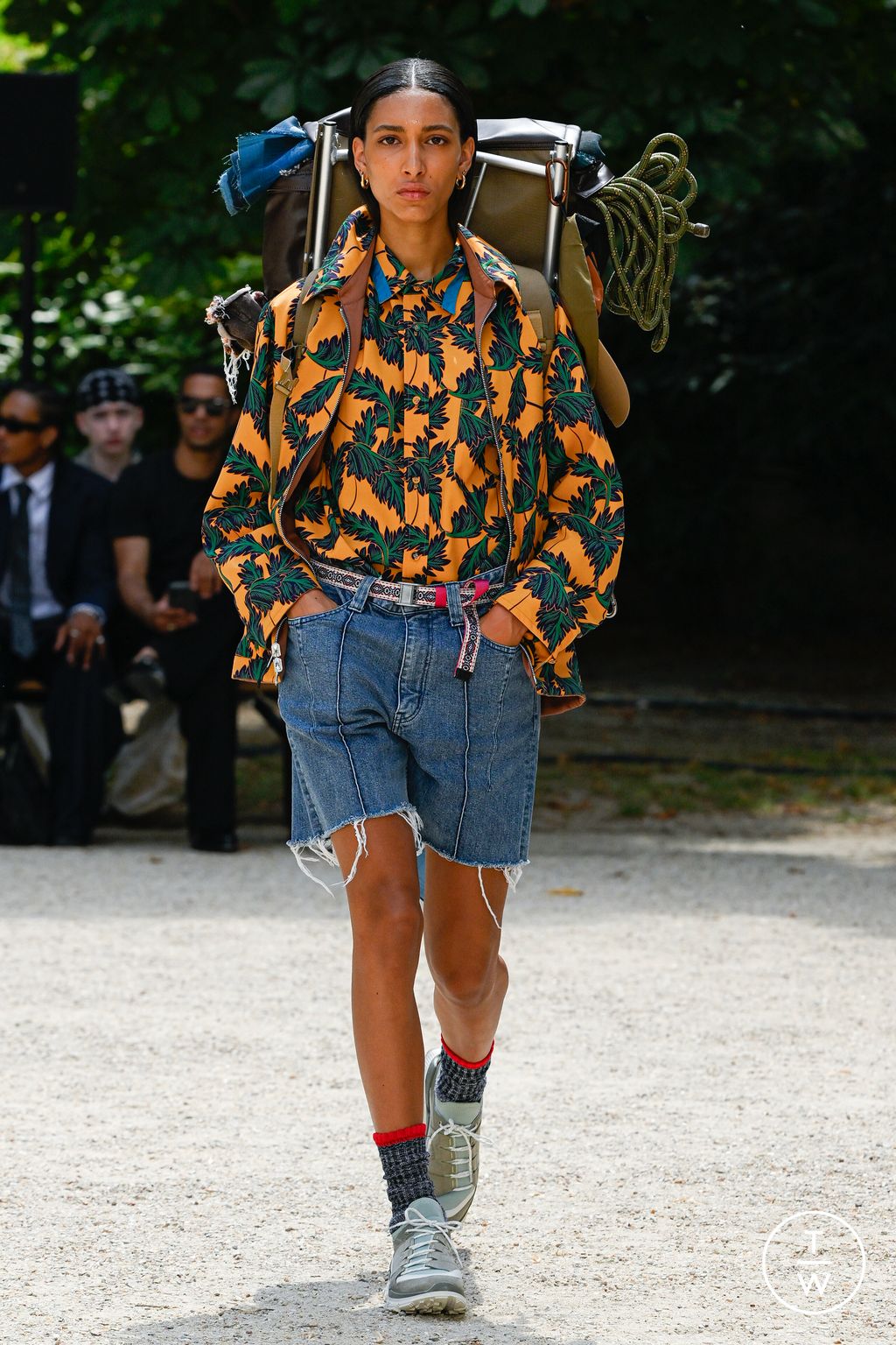 Fashion Week Paris Spring/Summer 2026 look 6 de la collection White Mountaineering menswear