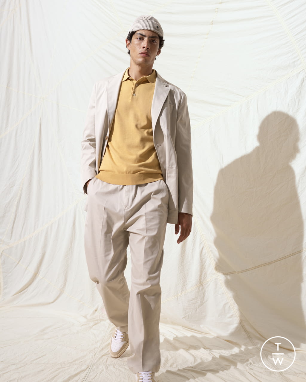 Fashion Week Paris Spring/Summer 2022 look 27 from the Closed collection menswear