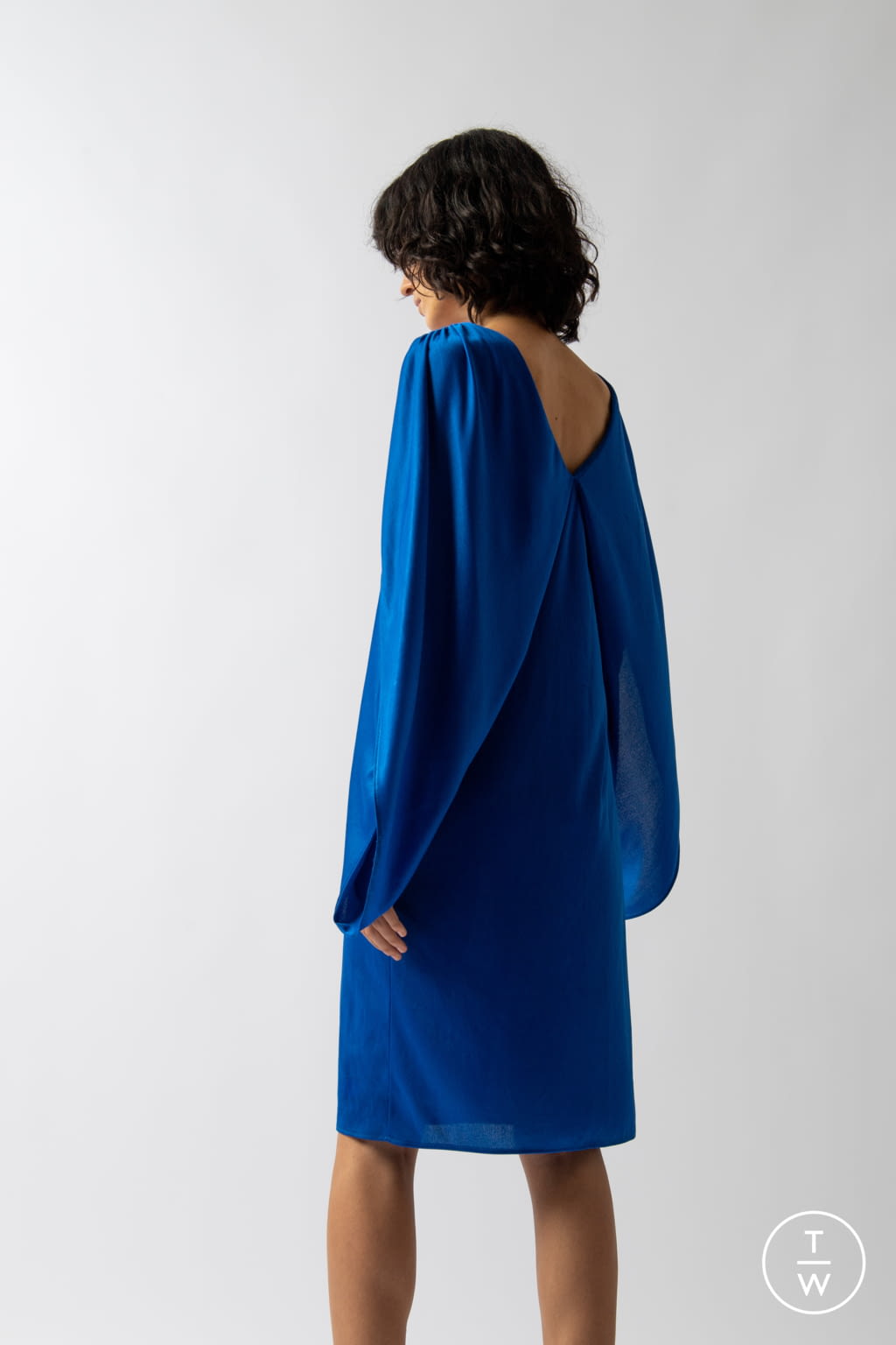 Fashion Week London Spring/Summer 2022 look 6 from the Sharon Wauchob collection womenswear